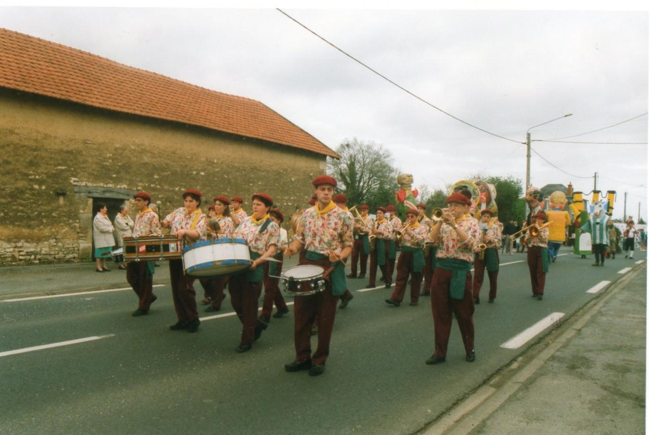 18 -banda Lous brandalous