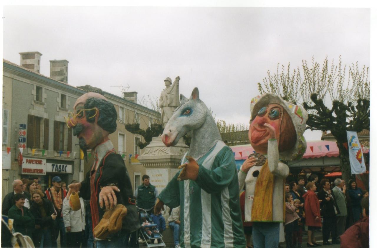 21 Les grosses têtes